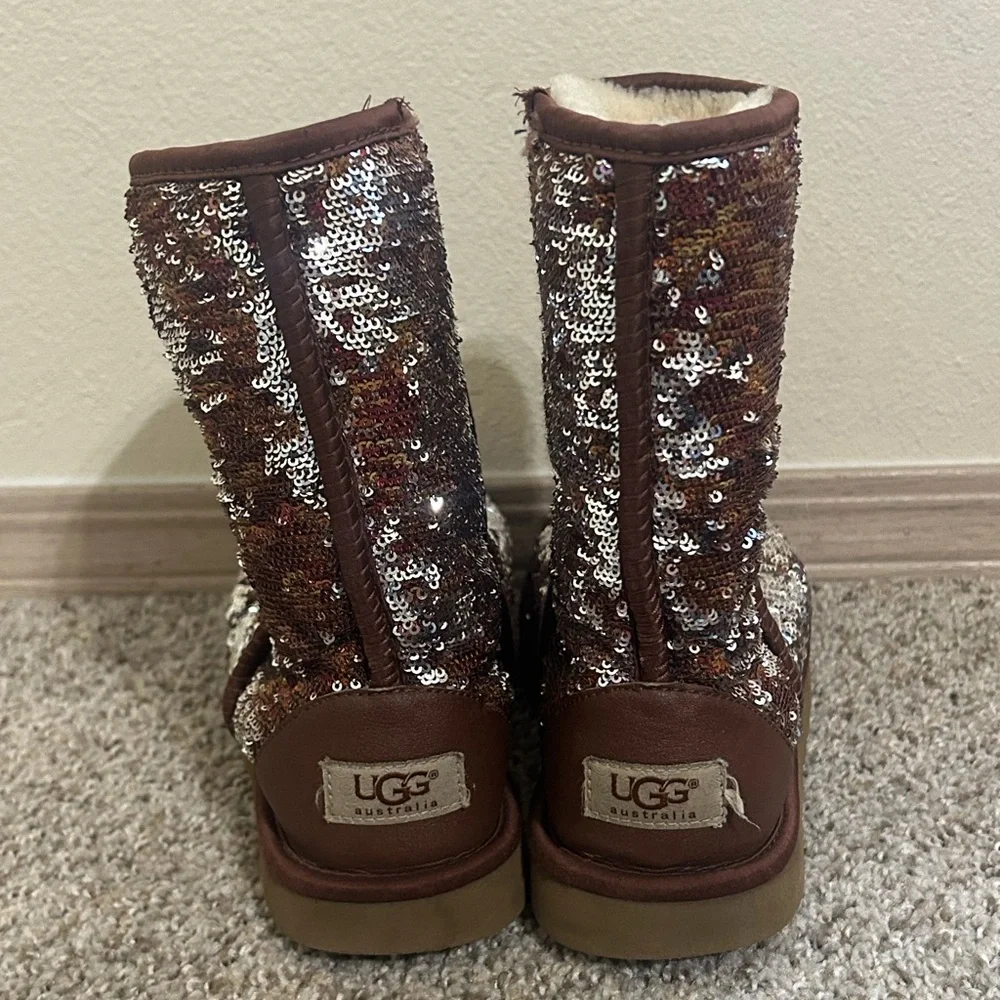 UGG Classic Short Australia Brown Silver Sparkle Sequin Boot Women's Size 8